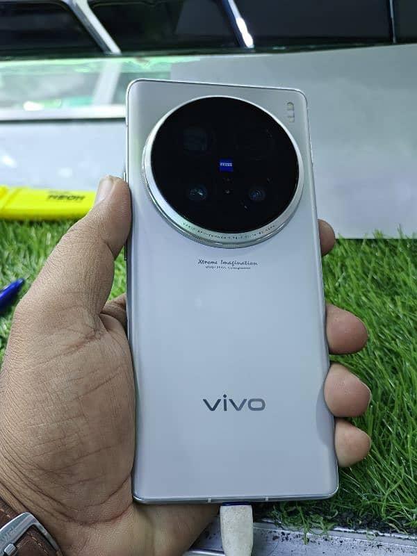 Vivo X100 Ultra 16+16 512 Urgent Sale 6