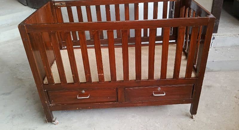 baby cot 2