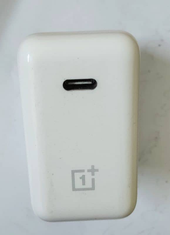 OnePlus 9 4