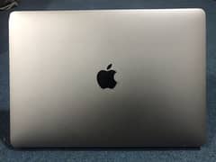 Apple MacBook Pro 2017 0