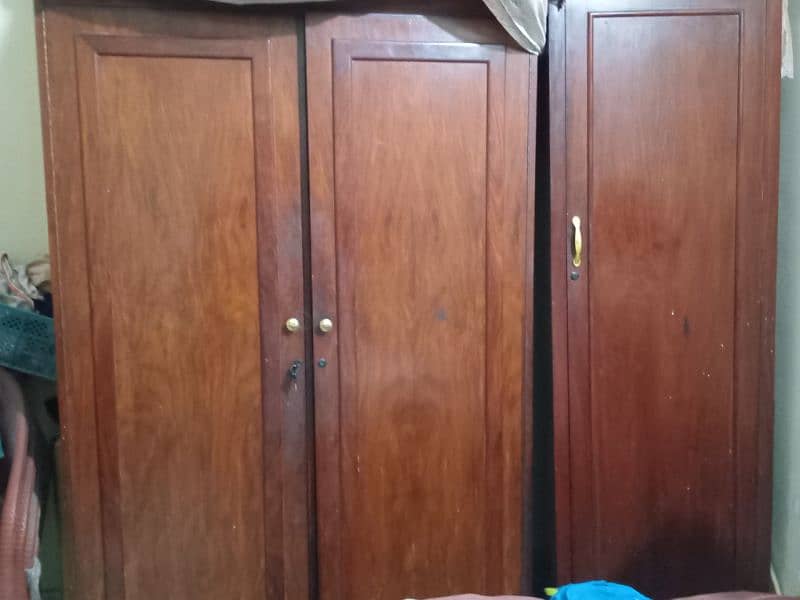 Double Wardrobe and Single Wadrobe for sale 2