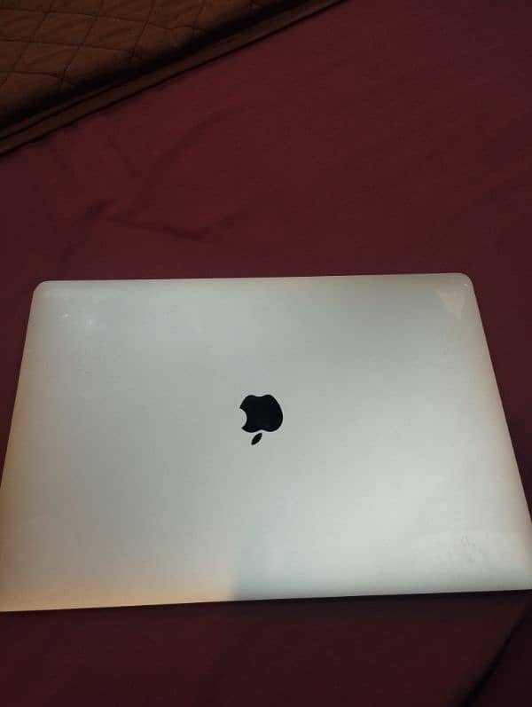 MacBook Pro 2019 - Intel Chip 4