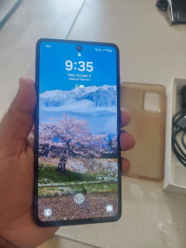 Samsung a52s 5g 8gb ram 128gb room 1