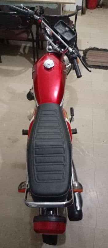 Honda 125 2020 model Red Colour Karachi Number 4