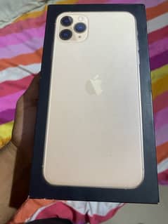 iPhone 11pro max with box 10by10 condition