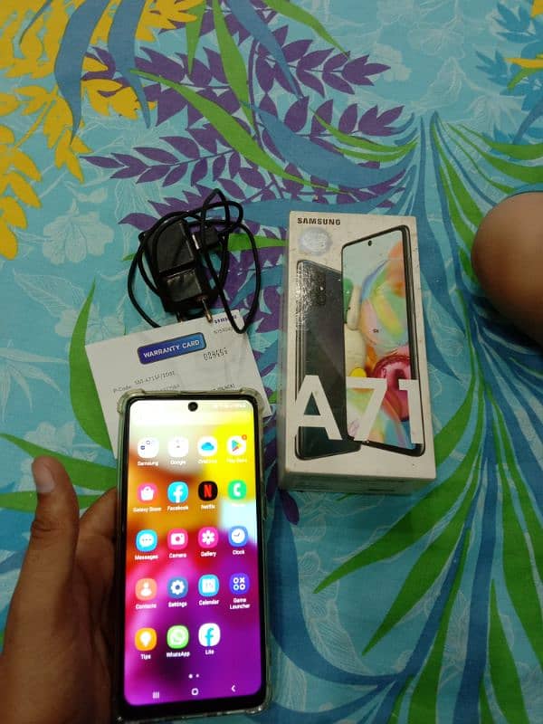 samsung A71 box chrgr 8/128 offical pta 12