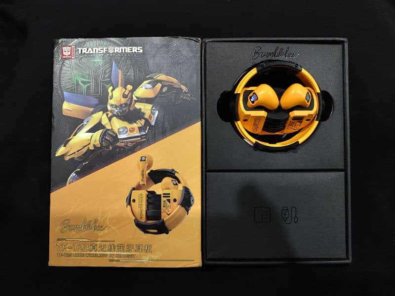 Transformer Bumble Bee Earpods 1