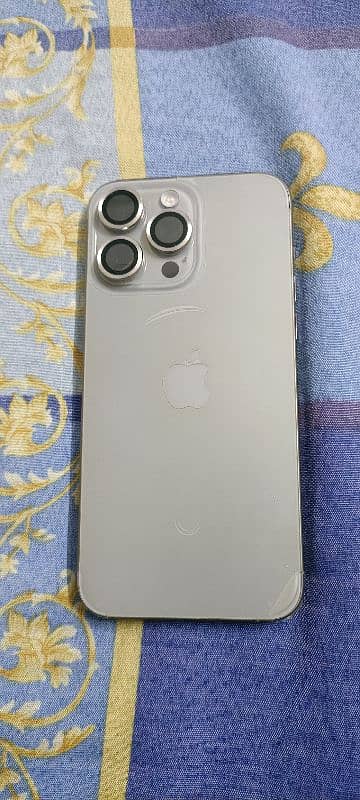 iPhone 15pro max 256gb 2