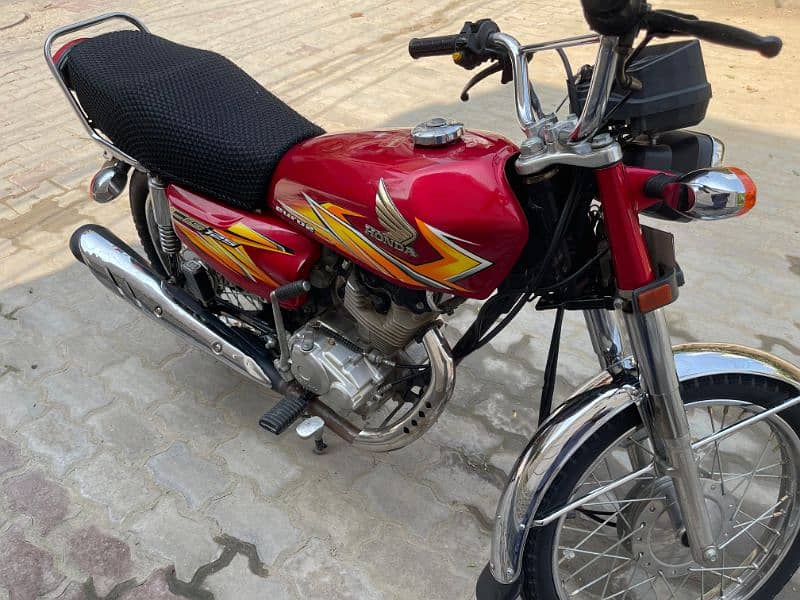 Honda CG 125 2021 Punjab Reg (0322-3276769) 2