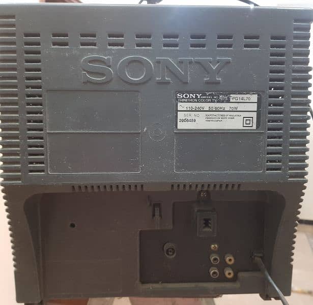 SONY TRINITRON  (MADE IN MALAYSIA ) 1