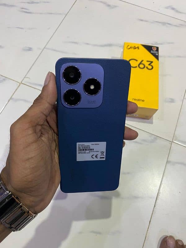 Realme C63 6GB Ram 128 GB Rom 3