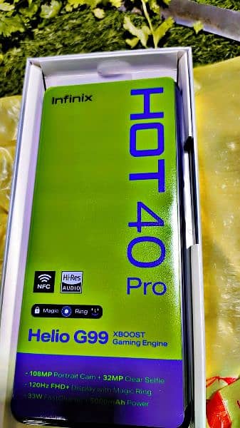 Infinix Hot 40 Pro 7