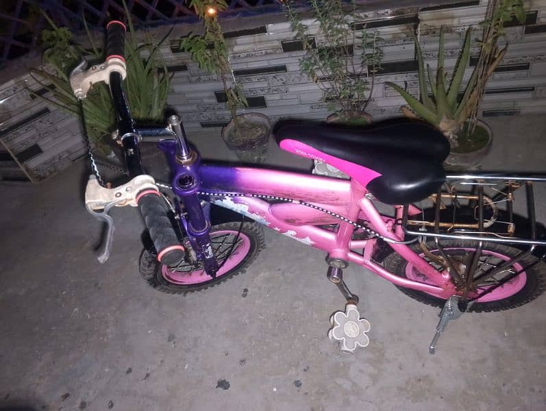 imported 12 inches cycles for sale 3 to 6 years kids k liye 5