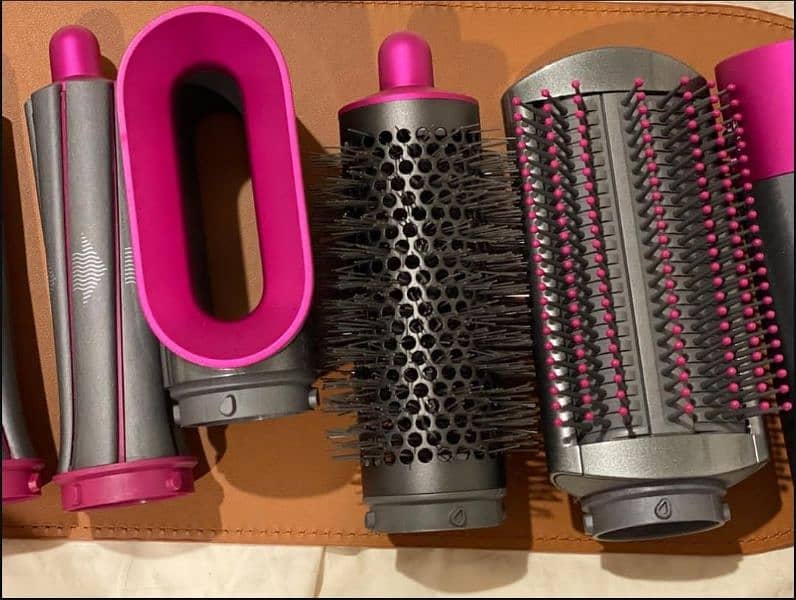 Dyson Airwrap Complete Styler for Multiple Hair Types and Styles 3