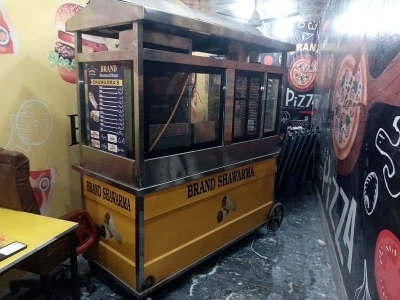 burger shawarma setup for sale mnasib price ha Saman bilkul new ha 2