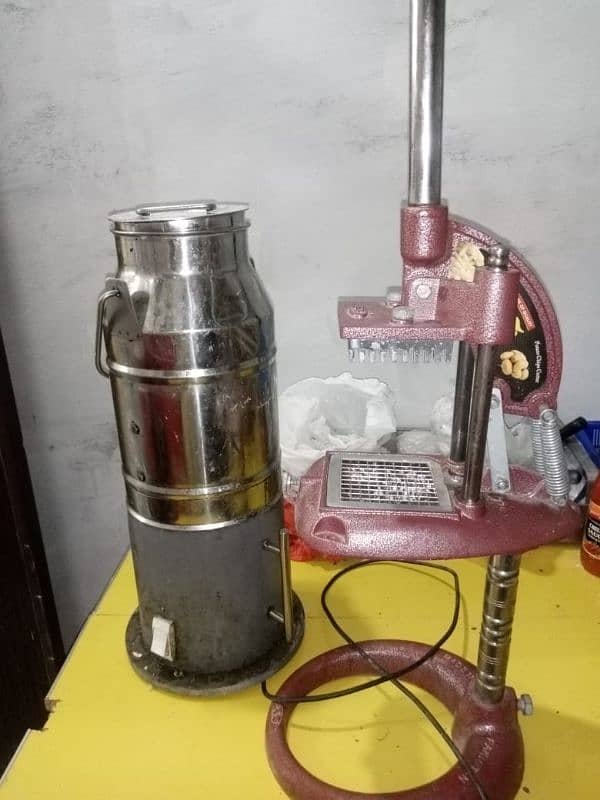 burger shawarma setup for sale mnasib price ha Saman bilkul new ha 9