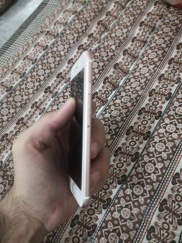 Iphone 6s  urgent sale 1