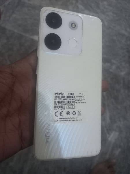 infinix smart 7 . . . . . . 4+3ram 64rom 1