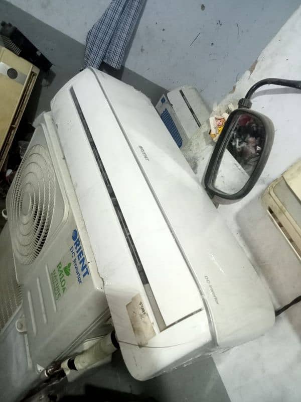 1.5 Ton Orient DC inverter ac jenun for sale running condition child. 5