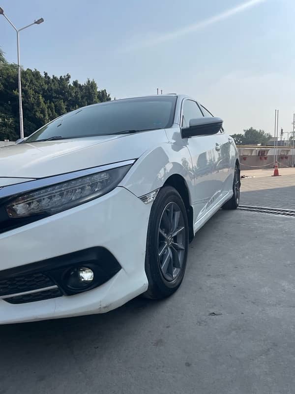 Honda Civic Oriel 2019 4