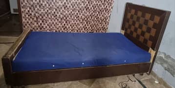 single bed with medicated mattress available at good condition