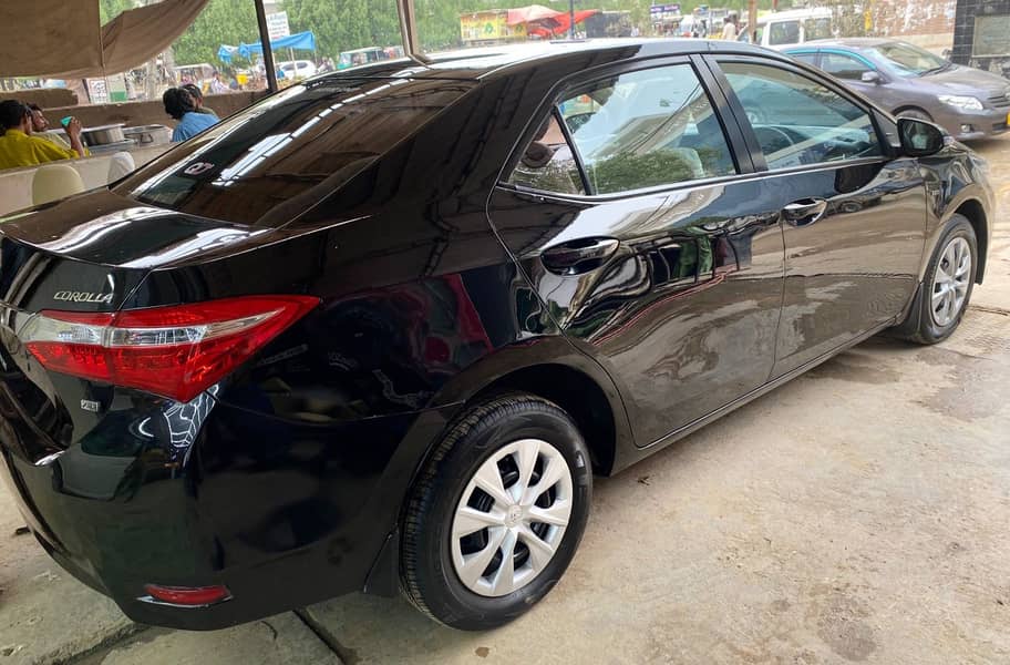 Toyota Corolla XLI 2016 Manual 3