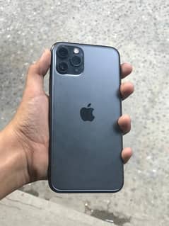 iPhone 11 Pro 0