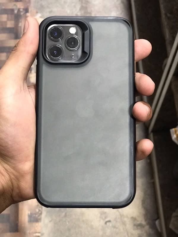 iPhone 11 Pro 1