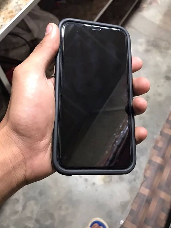 iPhone 11 Pro 8