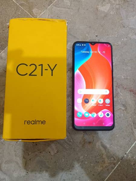 PTA Approved realme C21-y 4/64 mobile with box all ok  03212363249 1