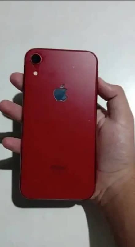 iPhone XR with box charger 1