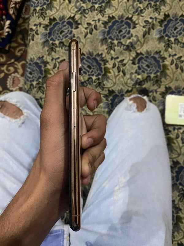 iPhone XS Max NoN PTA 2