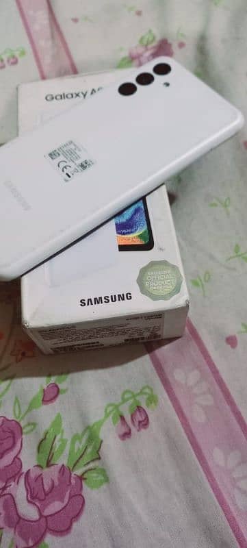 New Samsung galaxy A04s 4