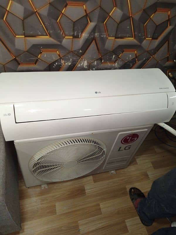 LG Dual Inverter 2 Ton Ac 7