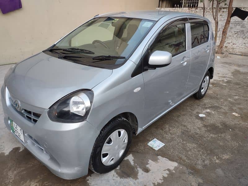 Daihatsu Mira 2011/2015 1