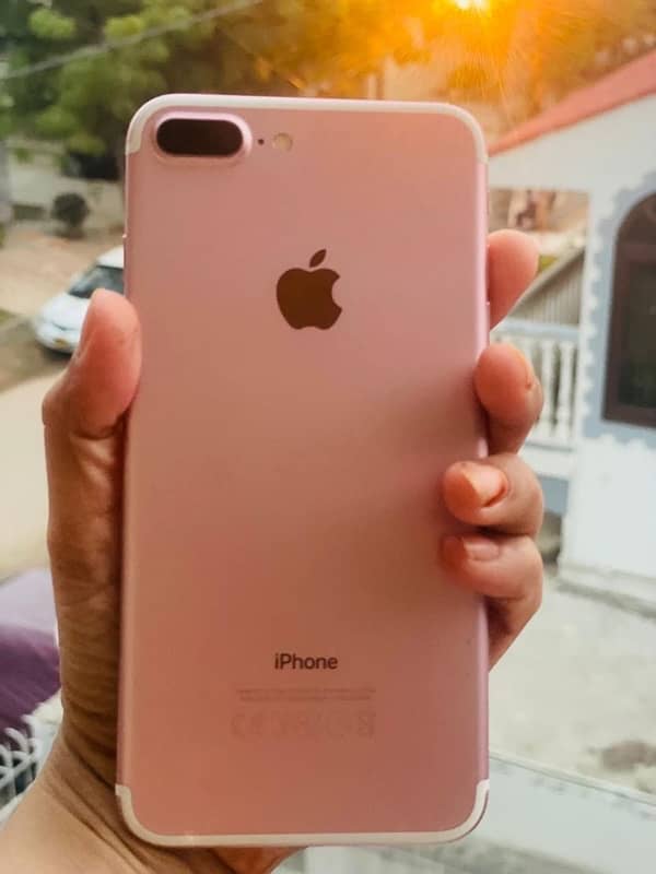 iPhone 7 Plus with box pta approved rose gold 1