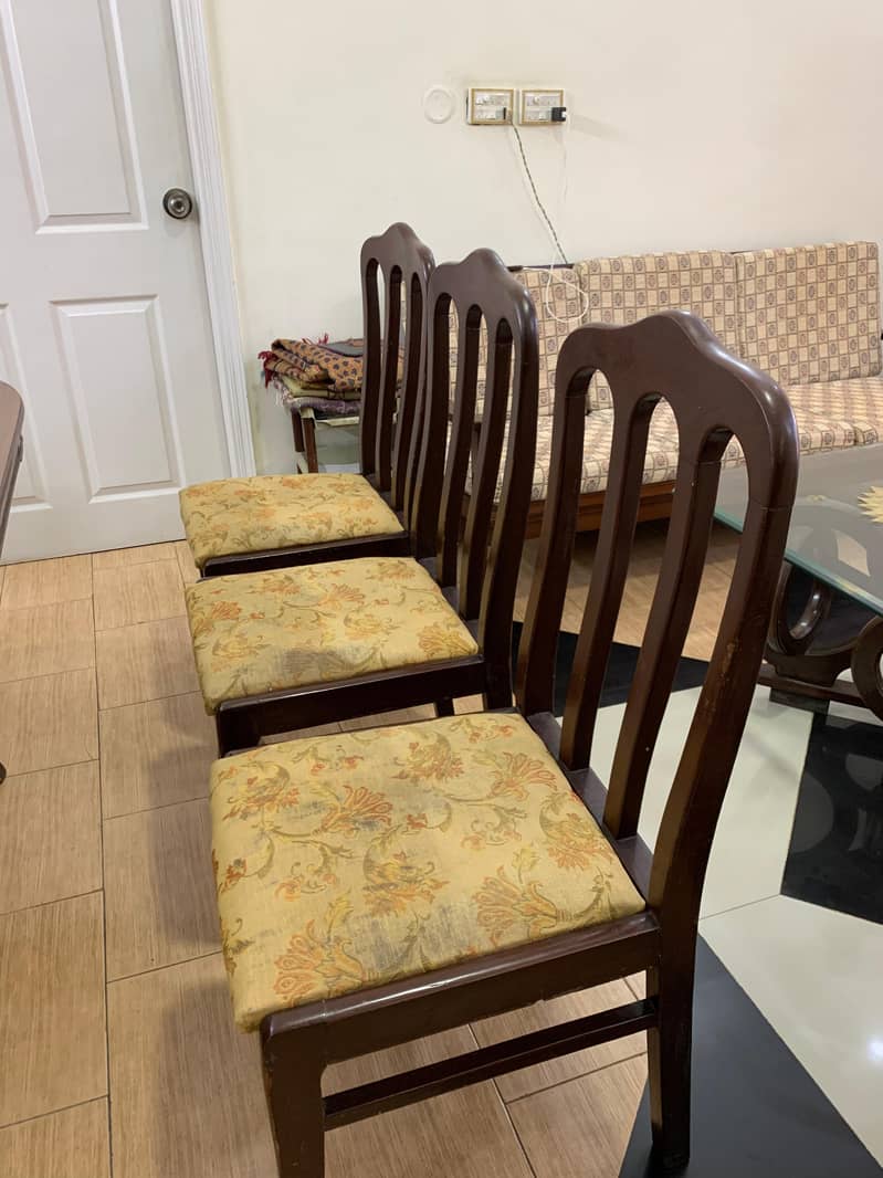 Wooden Dinning Table With Chairs - 6 Seater 4