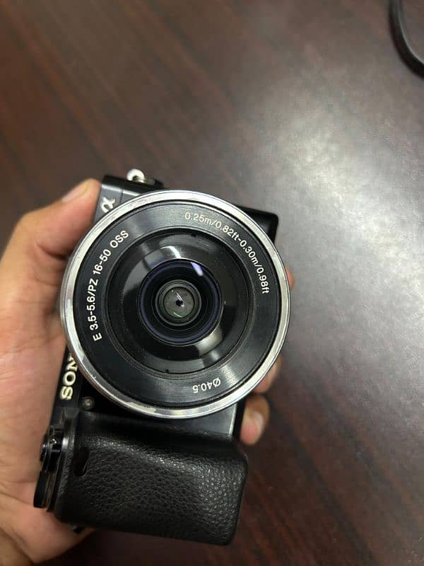 Sony Alpha 6000 5