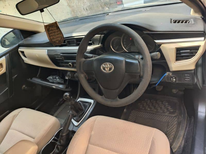 Toyota Corolla XLI 2015 6