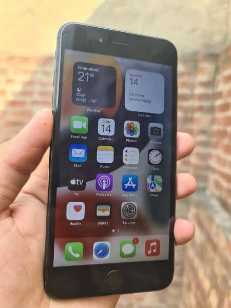 Iphone 7plus 128gb pta approved 1