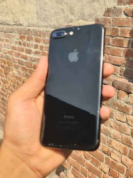 Iphone 7plus 128gb pta approved 4