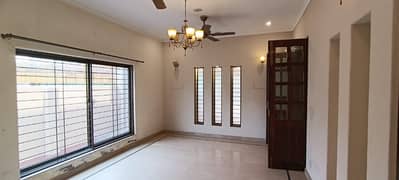 Upper Portion Of One Kanal Available For Rent In DHA Phase 3 0