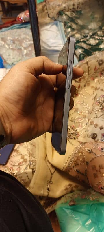 i am selling my oppo reno 11 f 6