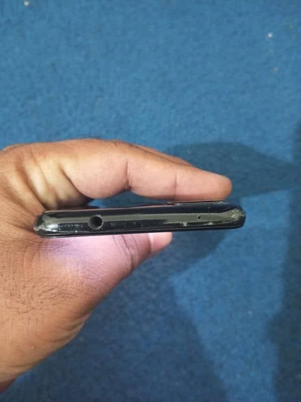 I am selling my Google pixel 4a 4g. . 03289203346call 7