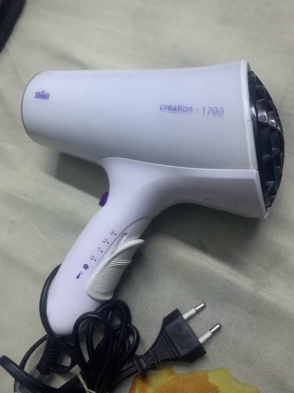 urgent sale hair dryer in good condition 1