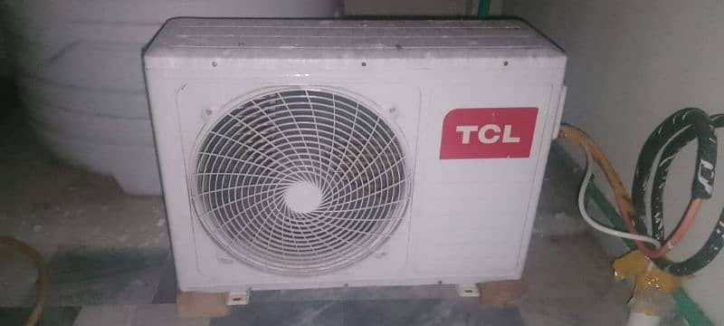 urgent sale 1 ton inverter AC 1