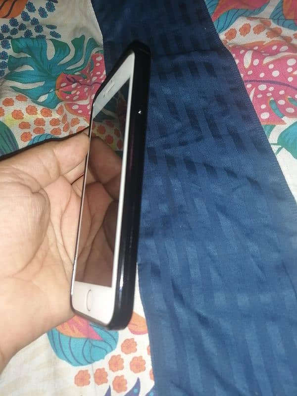 iphone 8 PTA 64gb 2