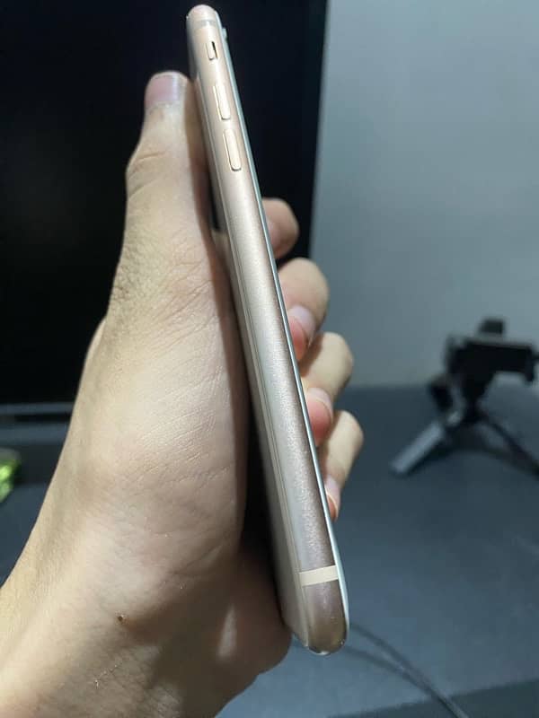 iPhone 8 non pta 64gb 4