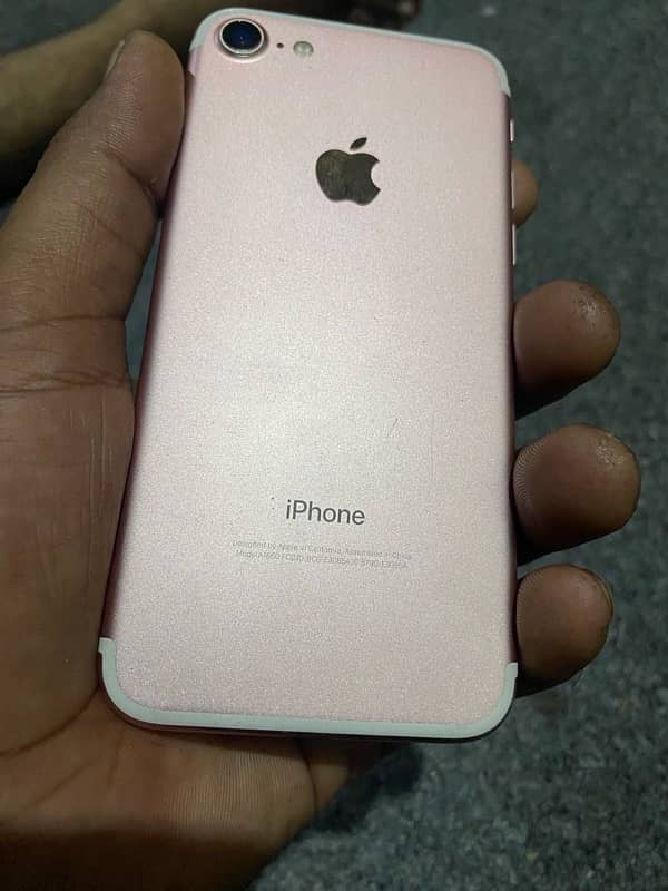 I phone 7  non pta buy pass 32 gb finger ok 1