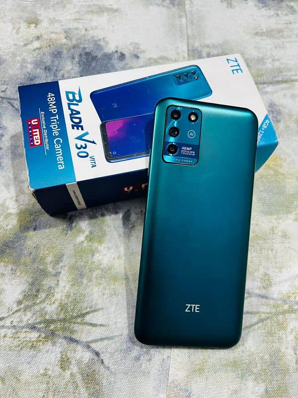 ZTE blad V30 8